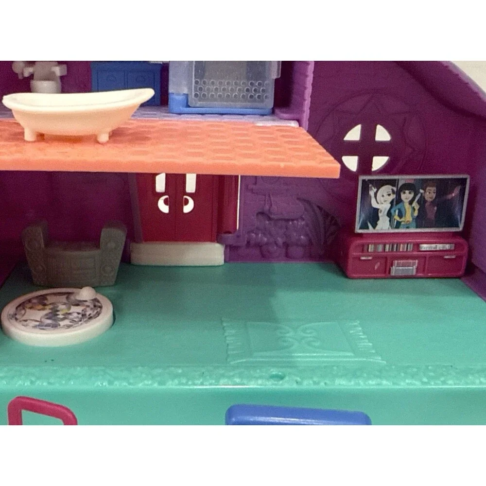 2018 Polly Pocket Pollyville House Playset Mattel Lot w/ Furniture Accessories